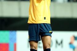 球员奋力冲刺，为胜利贡献力量的简单介绍