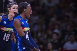 意大利击败巴西获得排球冠军