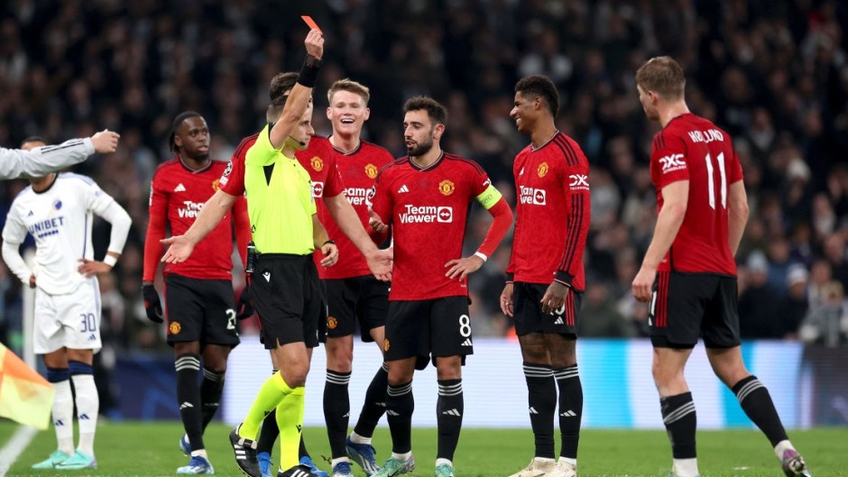 曼联四连胜后再创佳绩，重返英超前四位置