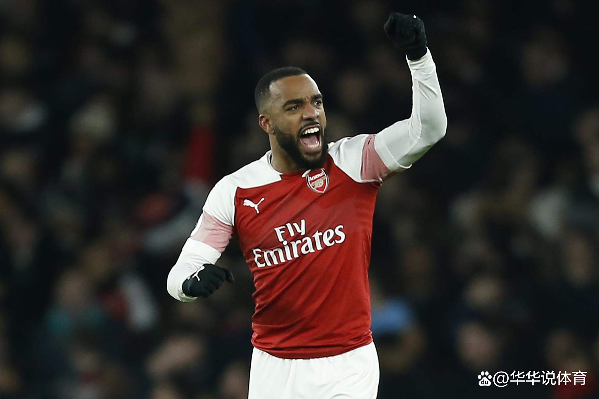 里昂球队险胜，保持不败纪录