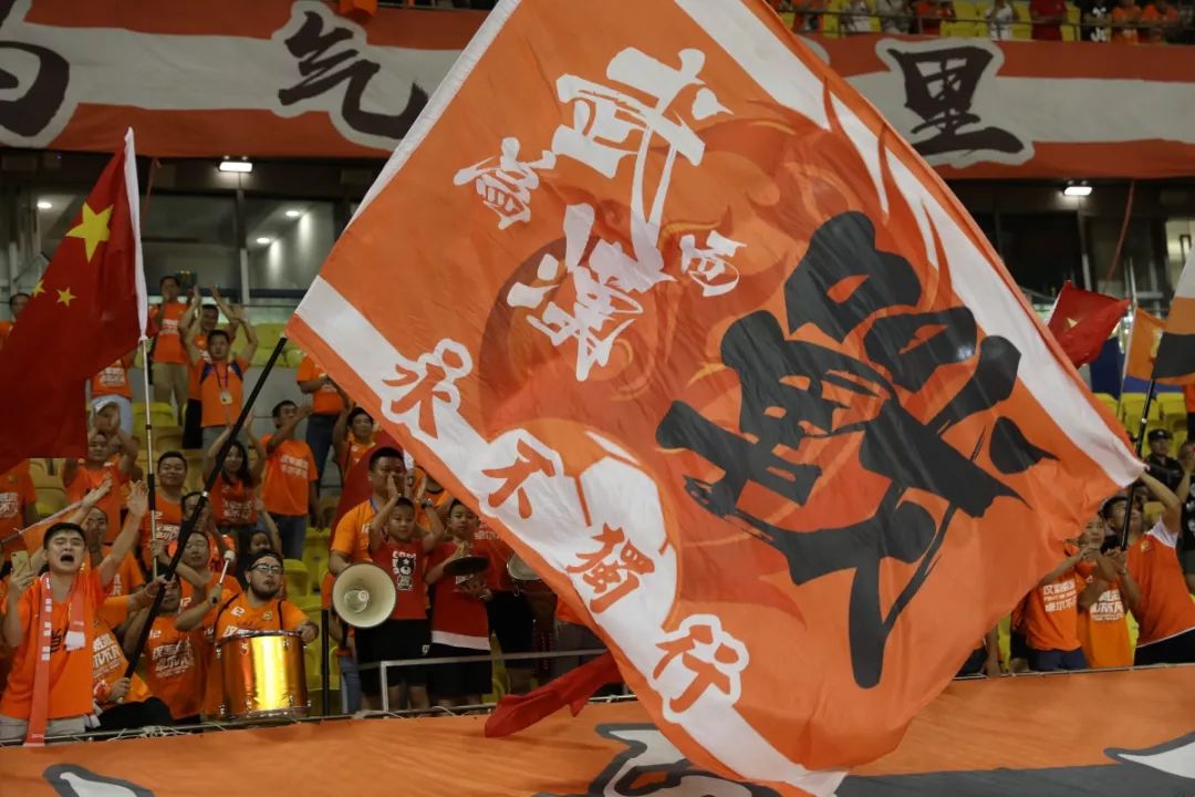 关于武汉卓尔主场表现抢眼，继续向前的信息